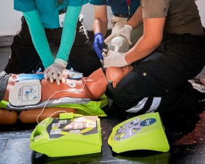 zoll-desfibrilador-bls-paramedico-simulacion